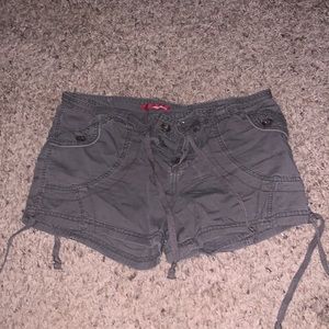 Union Bay Women’s Cargo-style Short Shorts